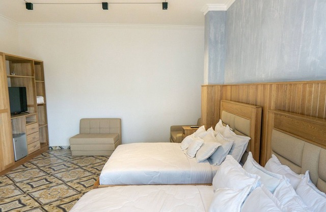 Premium Twin Abitti Hotel by Walledstay