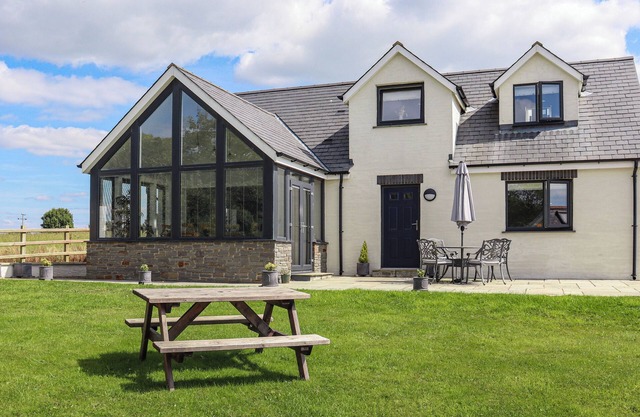 Preselli View Cottage - UK37755