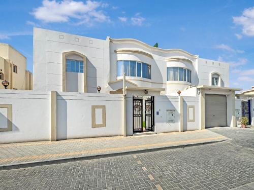 Prestigious Villa in Um Salal Izghawa