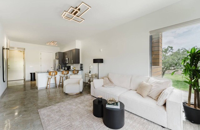 Prime 2BR Near FLL Airport, Dania Beach & Pointe
