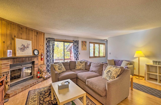 Primely Located Dover Escape < 1 Mi to Mt Snow!