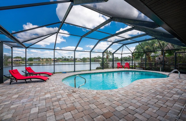 Private and serine waterfront heated pool villa.amazing views