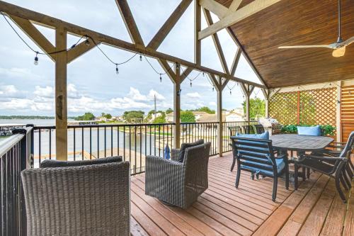 Private Boat Dock and Slip Luxe Lake Conroe Gem!