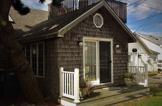 Private Cottage Steps to the Beach-just four homes back from the dunes & ocean