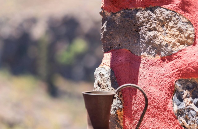 Private Cottage with shared Heatable Solar Pool, Sauna, Jacuzzi and Sea View