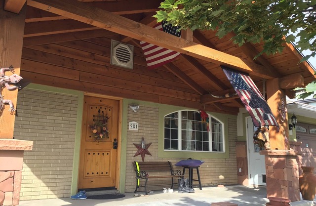 Private entrance new studio