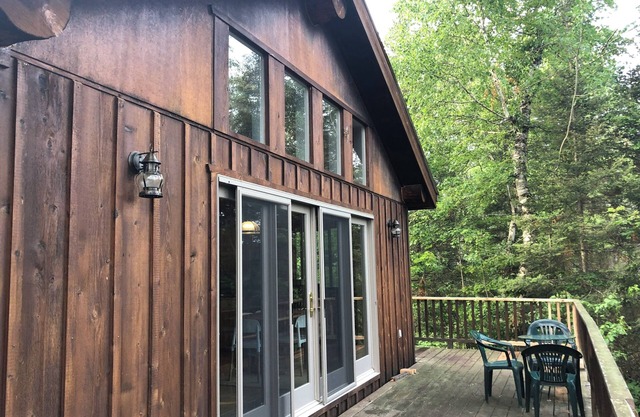 Private Family Retreat on Lake Burntside Ely