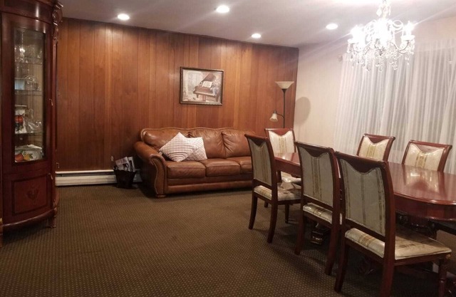 Private House in Woodridge