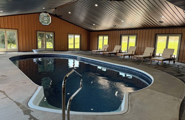Private Indoor Pool Hot Tub Pool Table 19 Guests