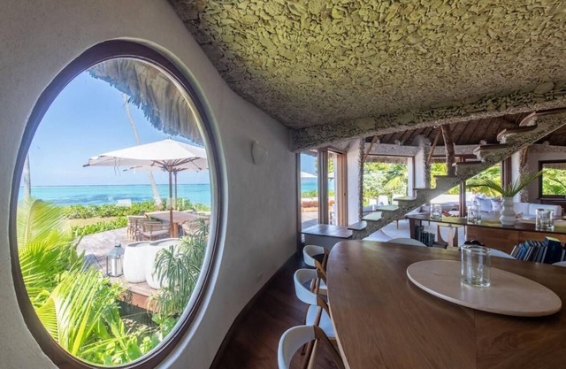 Private island All-Inclusive of 3 Villas near Raiatea: MOTU NAO NAO