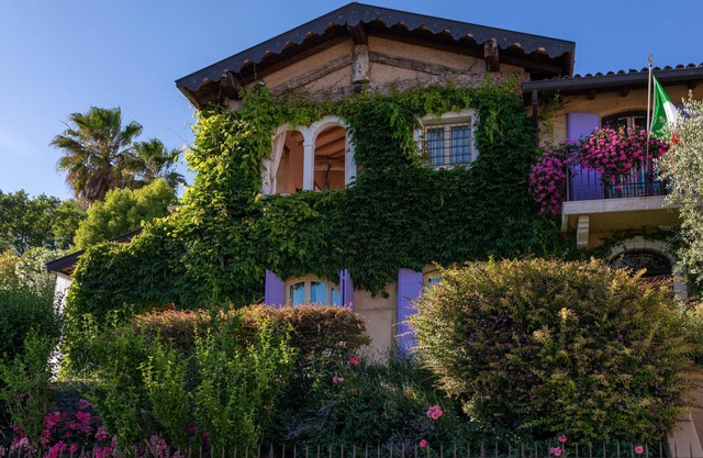 Private Luxury Villa, Served Breakfast, Butler, Pool, Gym, Sauna, Lake-view