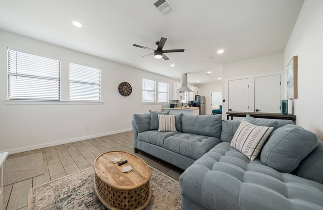 Private Lake Travis, Couples Getaway