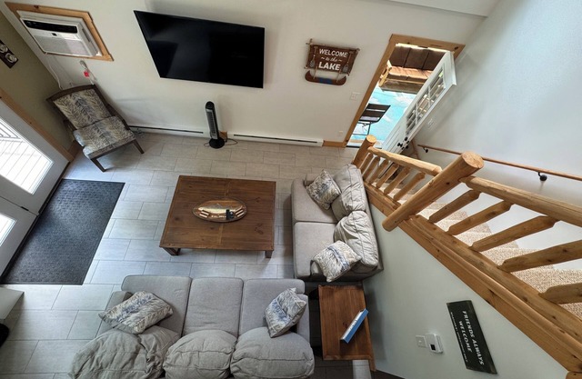 Private oasis with in ground pool and hot tub