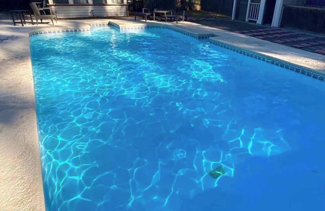 Private Pool & Fenced Yard - Sassy in the Sun