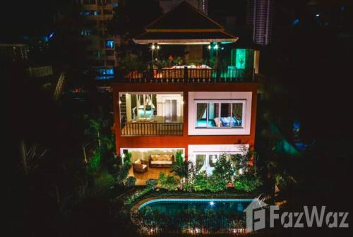 Private Pool & Jacuzzi Villa, Phratumnak, Pattaya - 600m from the beach, 711 nearby