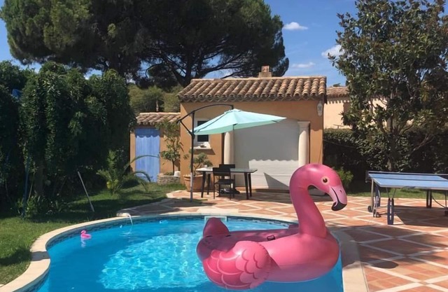 PRIVATE POOL & Pool House Quiet Luxury Location 3 km Sea "L'Olive Bleue Cogolin"