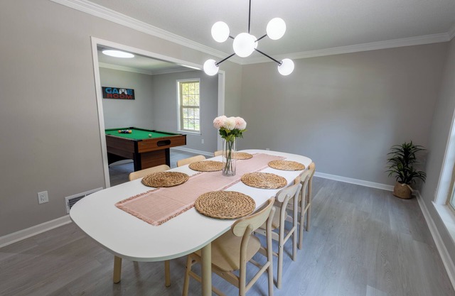 Private Pool–Renovated Home for Groups/Getaways