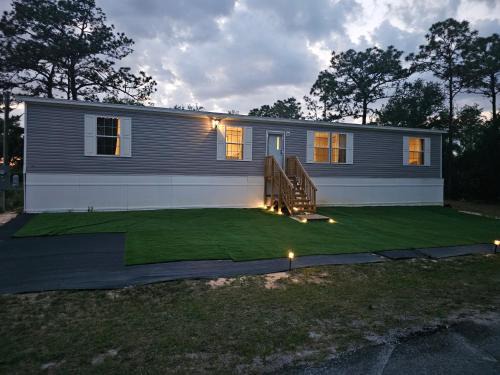 Private Residence CORNER IN THE WILD