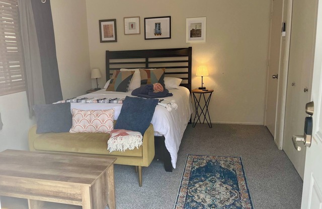 Private Room & Bathroom with Personal Entrance & Secluded Outdoor Courtyard