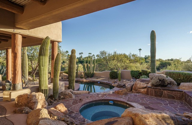 Private Southwestern Luxury Oasis
