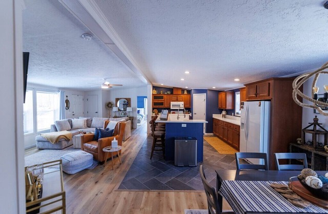 Private wooded lot- Updated Baileys Harbor Home