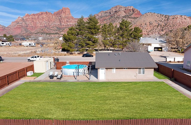 Private Zion Retreat - Pool, Pets, + Views