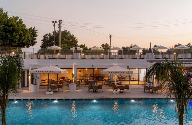 Prive Suite Side & Spa Hotel