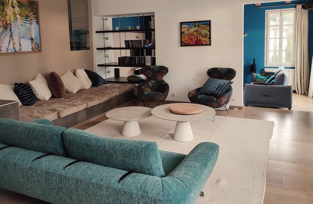 Provencal Bastide With Terrace And Private Pool