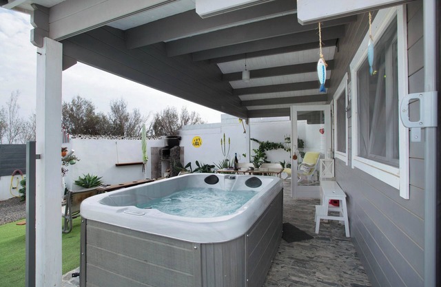 'Puerto Escondido' with Shared Pool, Private Terrace and Wi-Fi