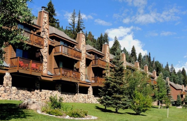 Purgatory Ski Area - Upgraded Townhome with Beautiful Views at Cascade Village