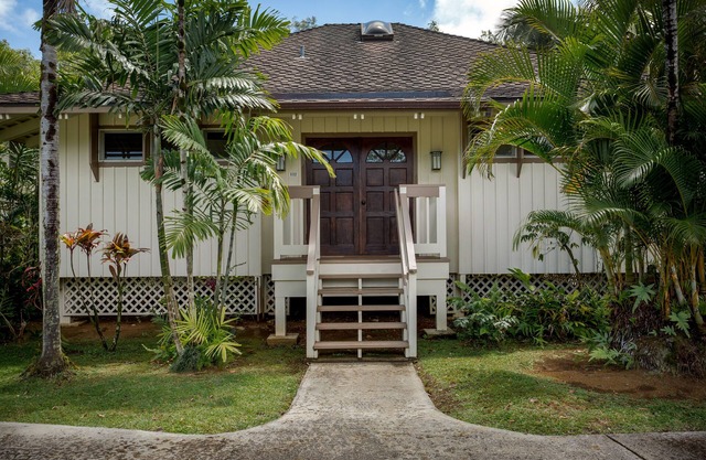 Quaint stand-alone cottage - 2 bedroom 2 bath