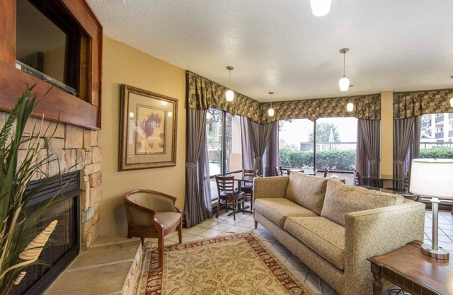 Quality Inn Merchants Drive