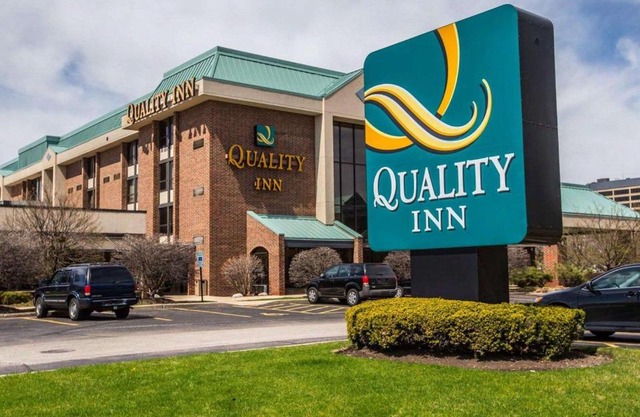 Quality Inn Schaumburg - Chicago near the Mall