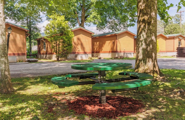 Qualla Cabins and Motel Cherokee near Casino