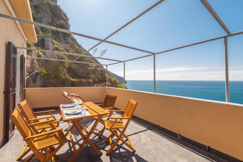 Queen of Sea Diamond, Terre Marine