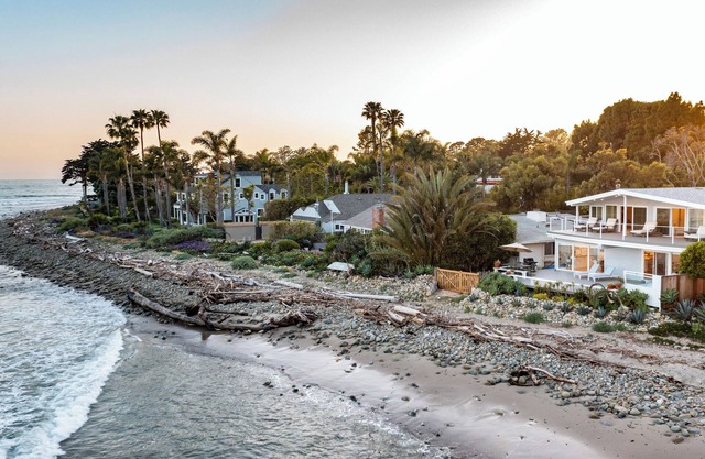 "Queen of the Coast" Beachfront Oasis in Rincon Point
