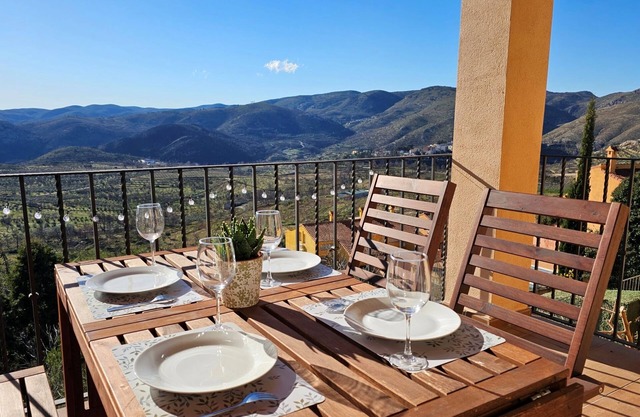 Quiet townhouse in the Alto Palancia