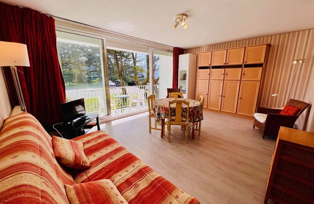 Quiberon: Studio Calme de 38m², Plage à Proximité, Parking, Animaux Acceptés