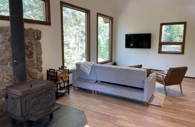 Quiet Cabin in the Pines