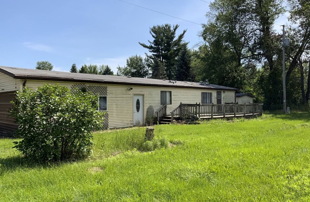 Quiet country location ~ Manufactured home 1,800 SF