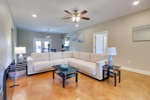 Quiet Hill Country Home 1 Mi to Lake LBJ Access!