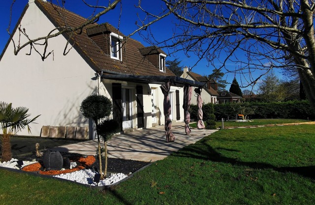 QUIET HOUSE 10 KM FROM ST LO