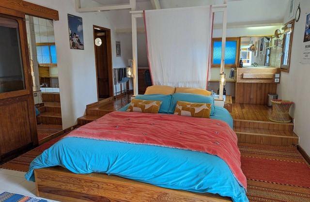 Quiet room with Wifi and secure parking, close to nature