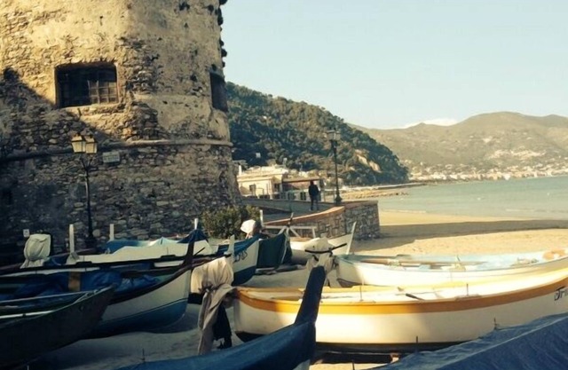 Quiet rural holiday home with a dream view in a coastal mountain village