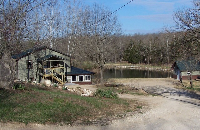 Quiet Semi-Secluded Rock Island Retreat