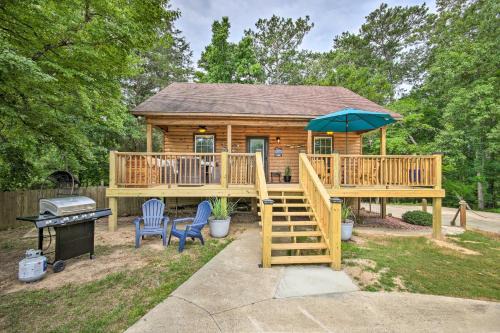 Quiet Tignall Getaway Near Lake with Boat Dock
