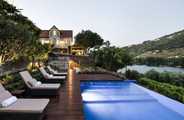 Quinta de S. Bernardo Winery & Farmhouse