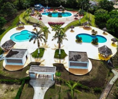 Quinta Vacacional Oasis en Pedro Vicente Maldonado-Pichincha Ecuador