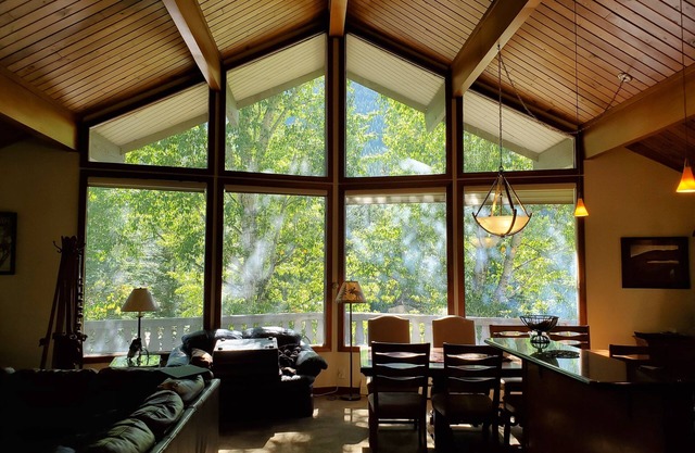 Quintessential Vail Mountain Ski Chalet