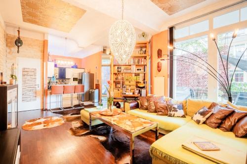 quit and central designer loft with elevator